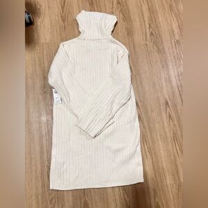 Abercrombie Cream Ribbed Turtleneck Sweater Dress Size Medium - NWT